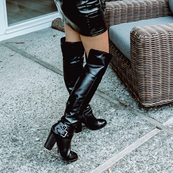 Over the knee boots - Picture 1 of 4